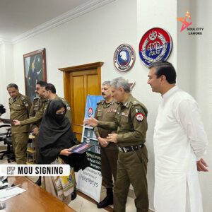 mou-signing-9-300x300